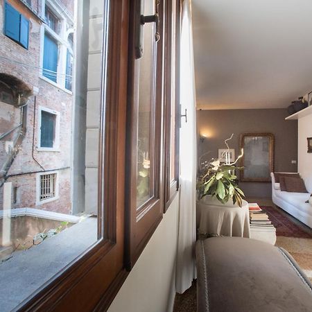Suite Vivaldi Venice Exterior photo